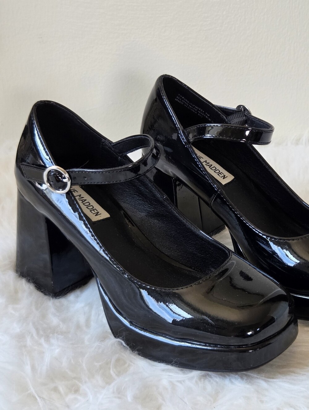 Patent Leather Mary Jane Pumps